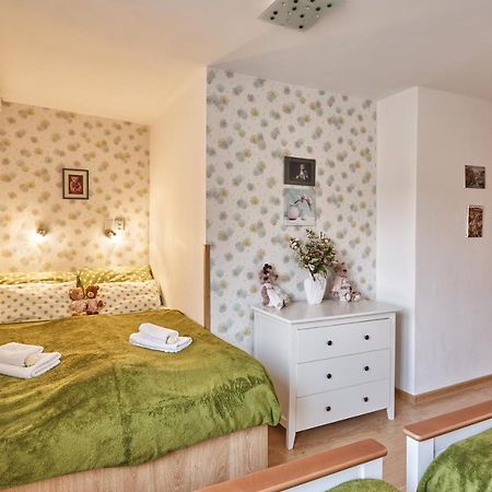 Apartment U Medvidka Karlsbad Exteriör bild
